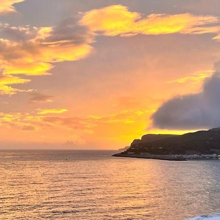 Sea Breeze Apartment Sesimbra Bagian luar foto