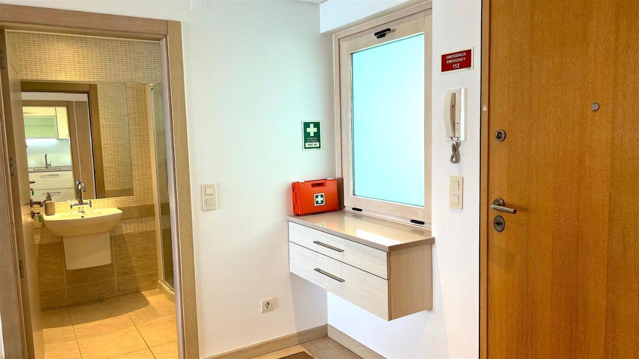 Sea Breeze Apartment Sesimbra Bagian luar foto