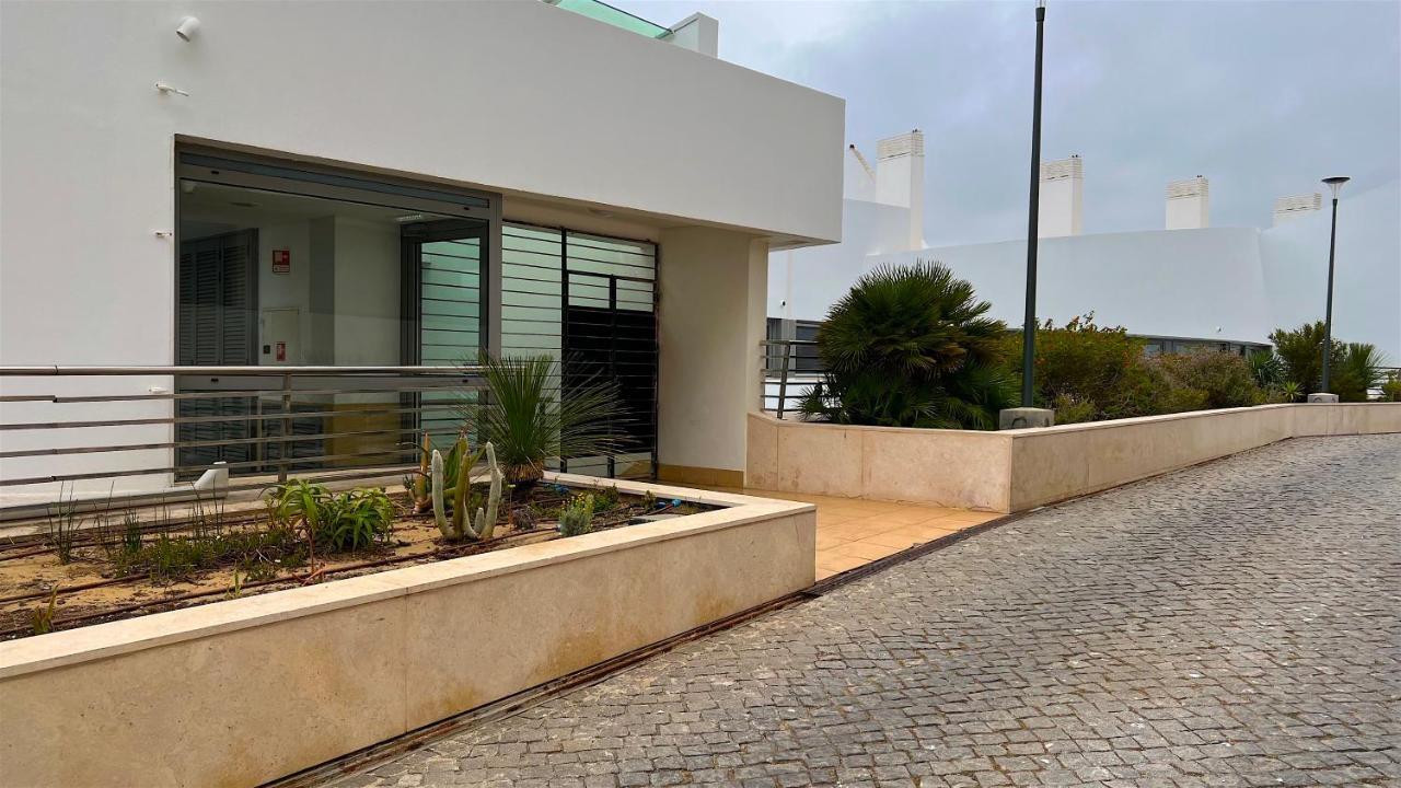 Sea Breeze Apartment Sesimbra Bagian luar foto