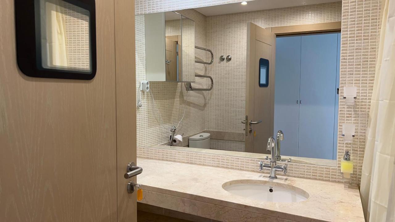 Sea Breeze Apartment Sesimbra Bagian luar foto